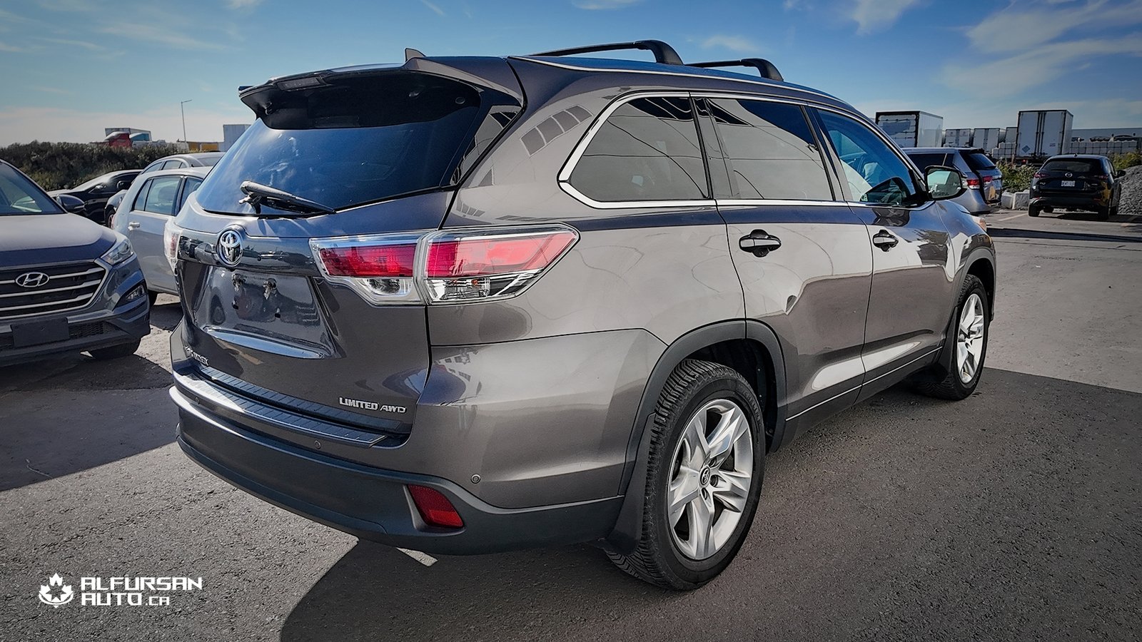 2016 Toyota Highlander Limited | 7 Passenger SUV | Fully Equipped - Photo 6