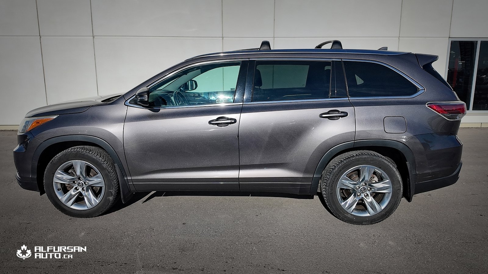 2016 Toyota Highlander Limited | 7 Passenger SUV | Fully Equipped - Photo 8