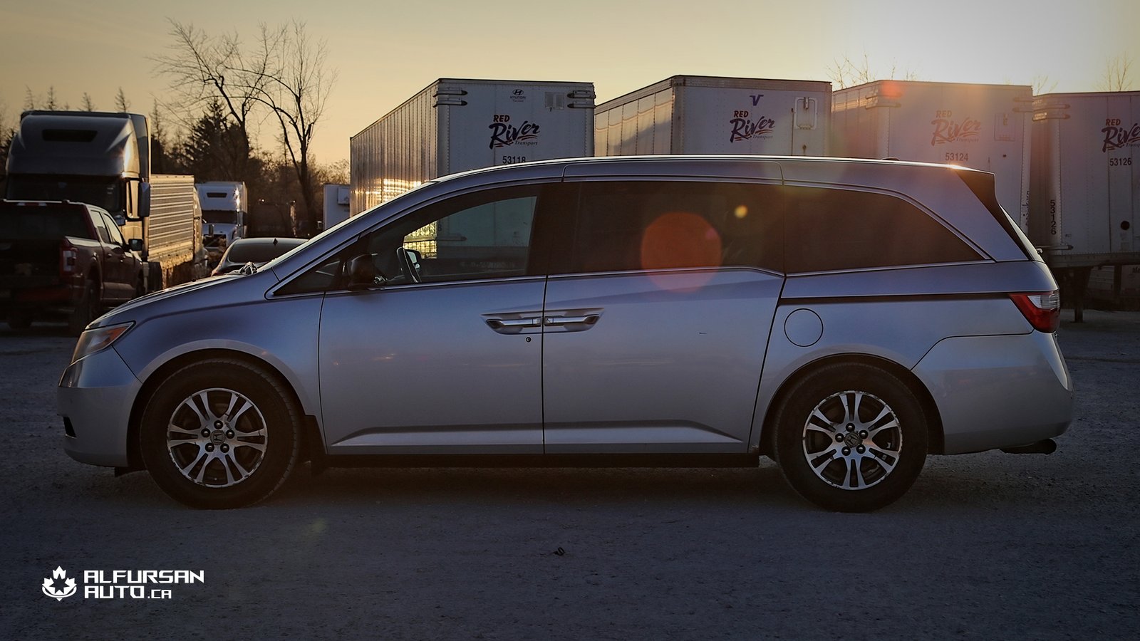 2013 Honda Odyssey EX-L | 8 passangers van | 237,000 KM | No Accidents | Excellent Service Record | Great Price - Photo 6