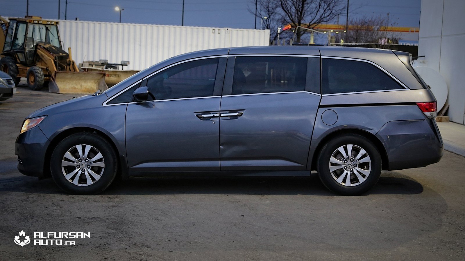 2014 Honda Odyssey EX – 8 Passenger Family Van | No Accidents - Photo 4