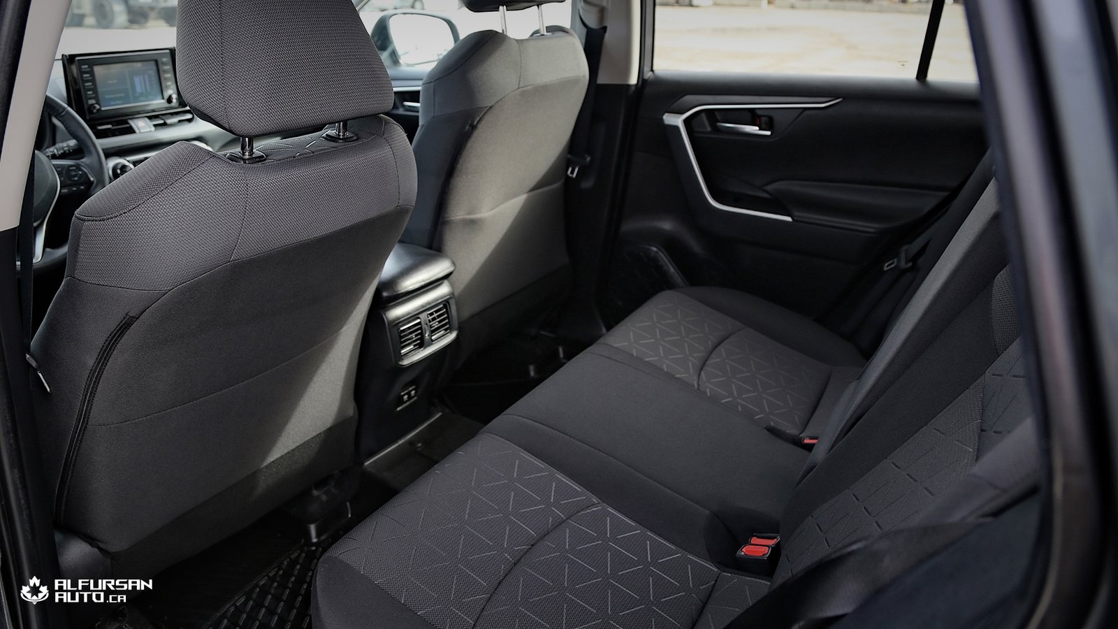 2020 Toyota RAV4 XLE AWD | 107,000KM | One Owner | Pearl Gunmetal | Great Price - Photo 3