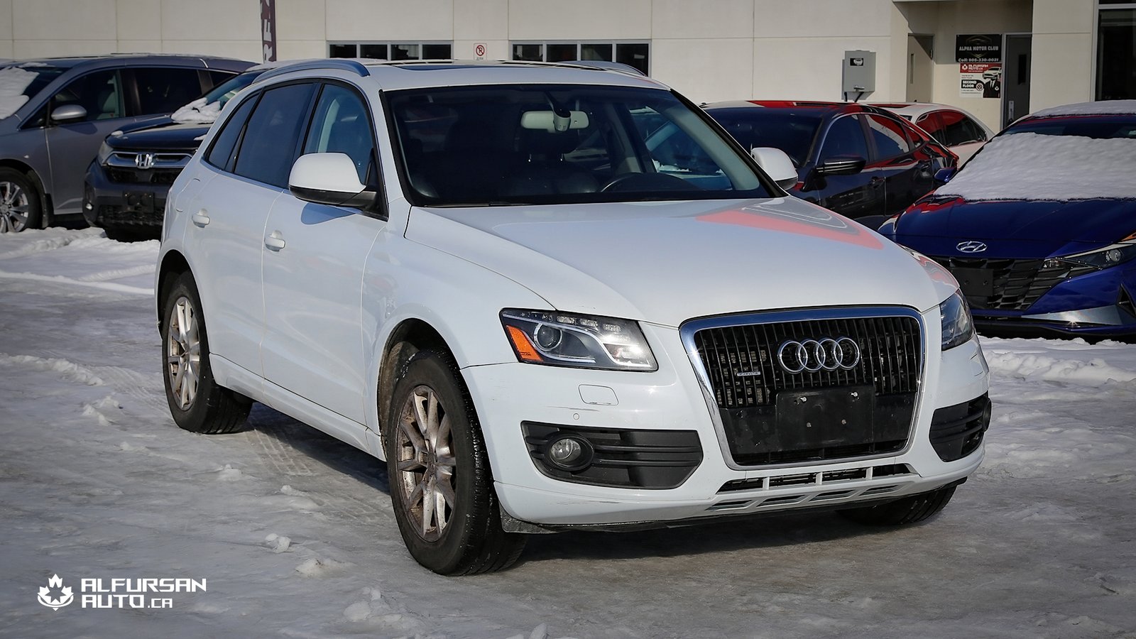 2012 AUDI Q5 PREMIUM PLUS  | AWD | One Owner | Accident Free | Super service record - Photo 2