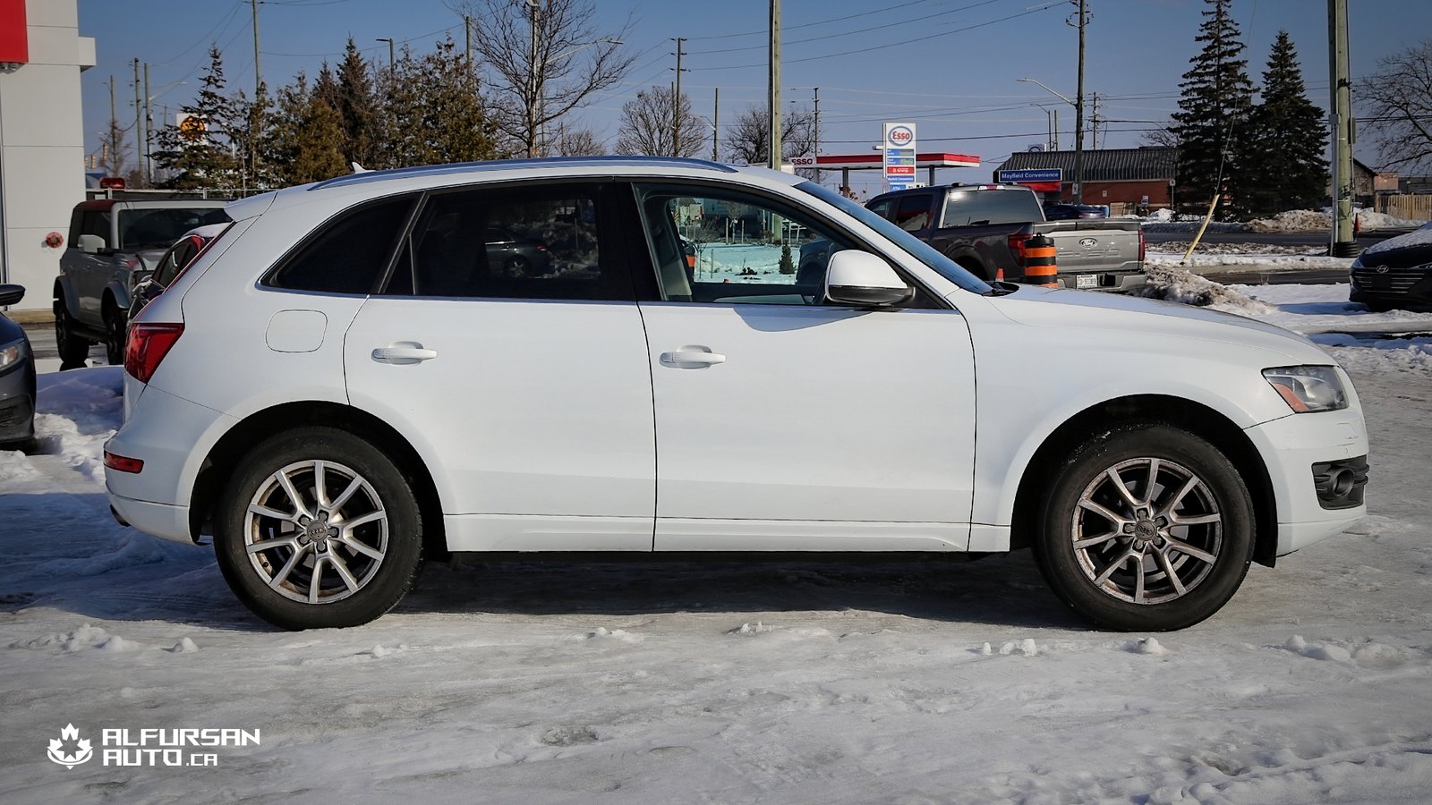 2012 AUDI Q5 PREMIUM PLUS  | AWD | One Owner | Accident Free | Super service record - Photo 10