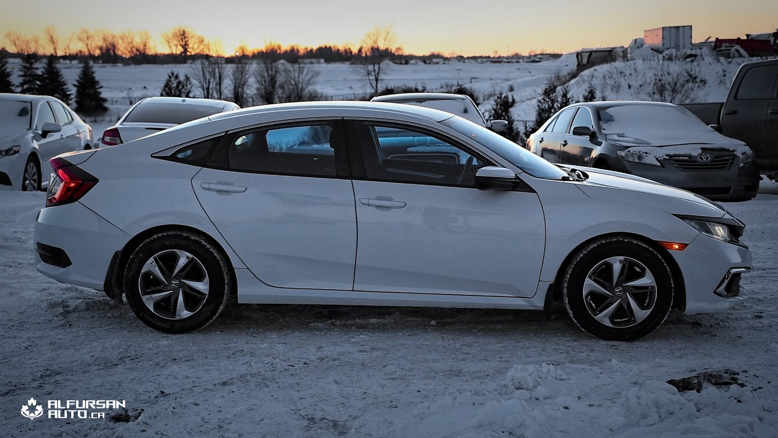 2019 Honda Civic LX – Clean Title, Low mileage 118,000km | No Accidents & Great Service History! - Photo 11