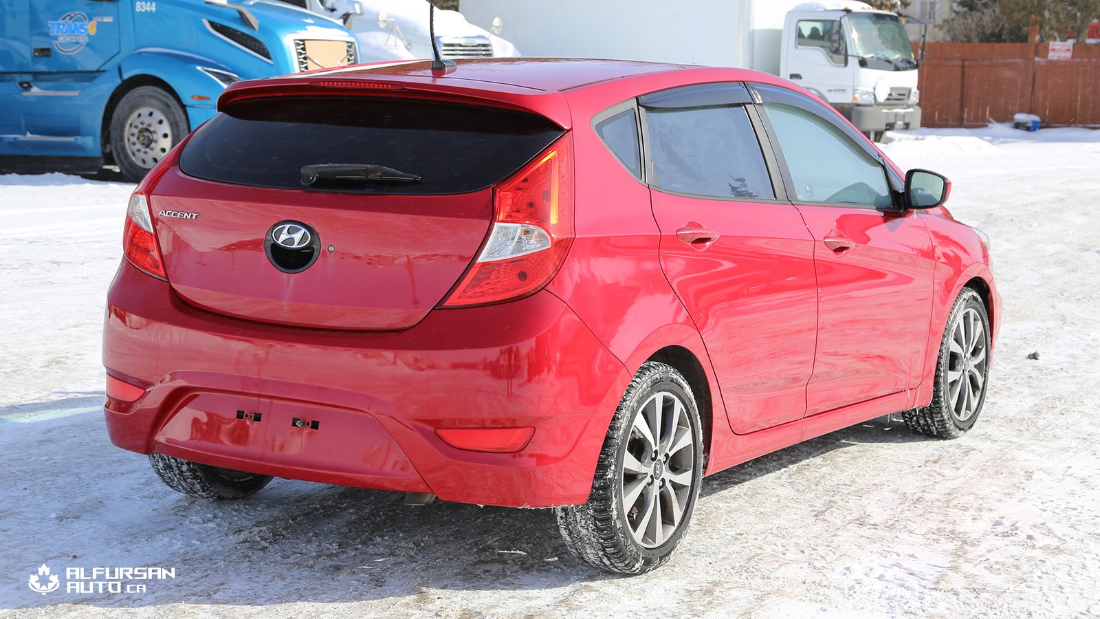 2016 Hyundai Accent SE | Stunning Cherry Red, Sunroof & Low KM - Photo 7