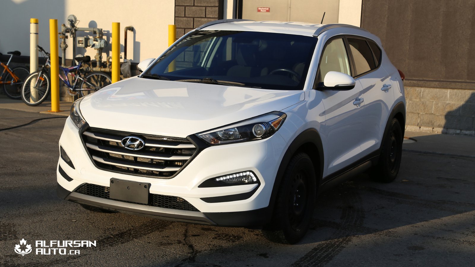 2016 Hyundai Tucson Premium, Fully Loaded & Zero Accidents | 182,250 KM | Certified | Extra Set of Winter tires - Photo 9
