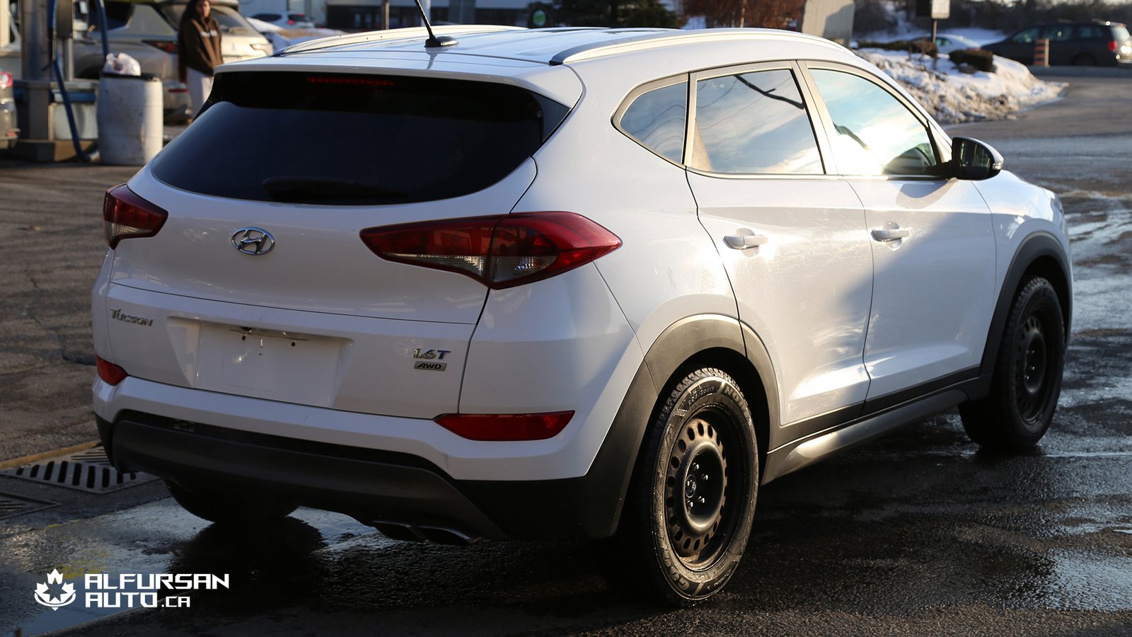 2016 Hyundai Tucson Premium, Fully Loaded & Zero Accidents | 182,250 KM | Certified | Extra Set of Winter tires - Photo 10
