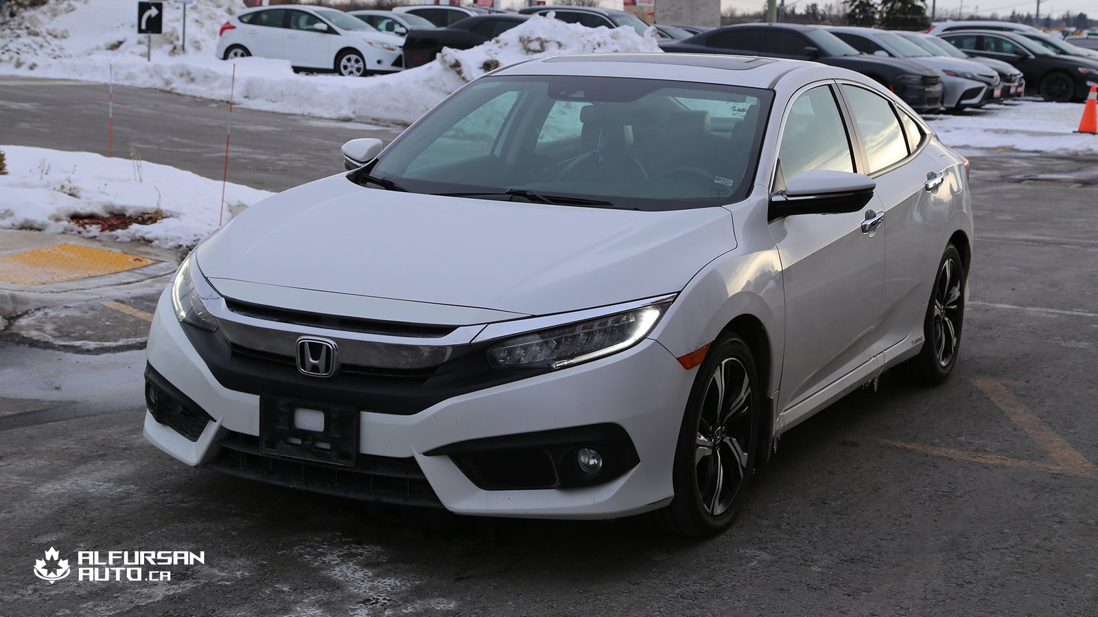 2018 Honda Civic Touring | Top of the Line | 154,400KM | Navigation & Zero Accidents! - Photo 3