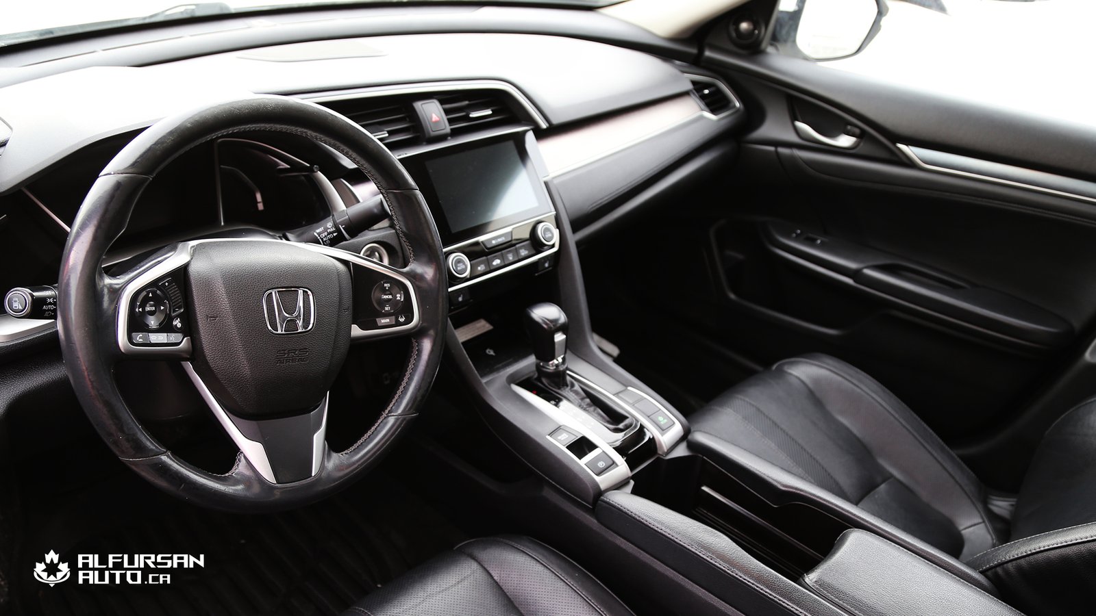 2018 Honda Civic Touring | Top of the Line | 154,400KM | Navigation & Zero Accidents! - Photo 9