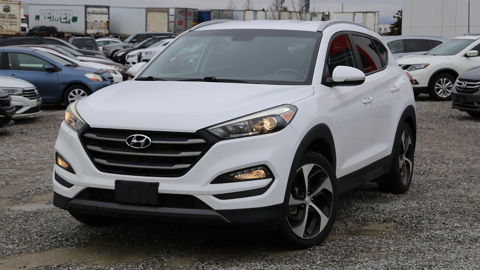 2016 Hyundai Tucson Premium, Fully Loaded & Zero Accidents | 182,250 KM | Certified | Extra Set of Winter tires