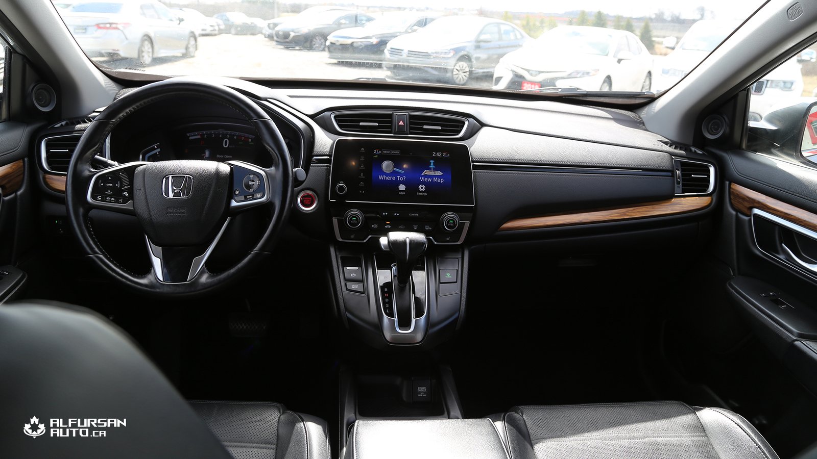 2018 Honda CR-V Touring, 128,392 KM, Two Wheel Sets, Accident Free - Photo 3