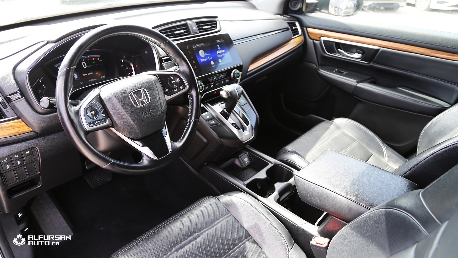 2018 Honda CR-V Touring, 128,392 KM, Two Wheel Sets, Accident Free - Photo 7