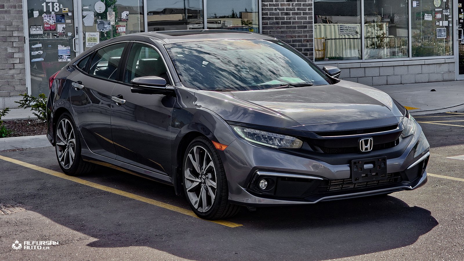 2020 Honda Civic Sedan Touring, 99,895 KM, One Owner, Zero Accidents - Photo 2