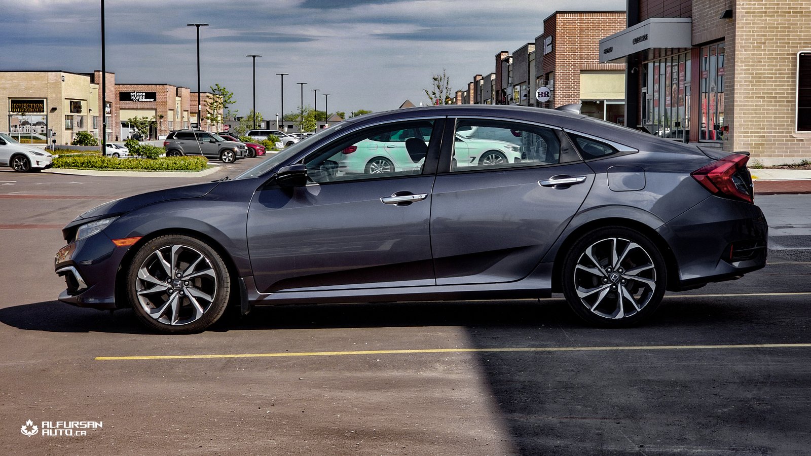 2020 Honda Civic Sedan Touring, 99,895 KM, One Owner, Zero Accidents - Photo 4