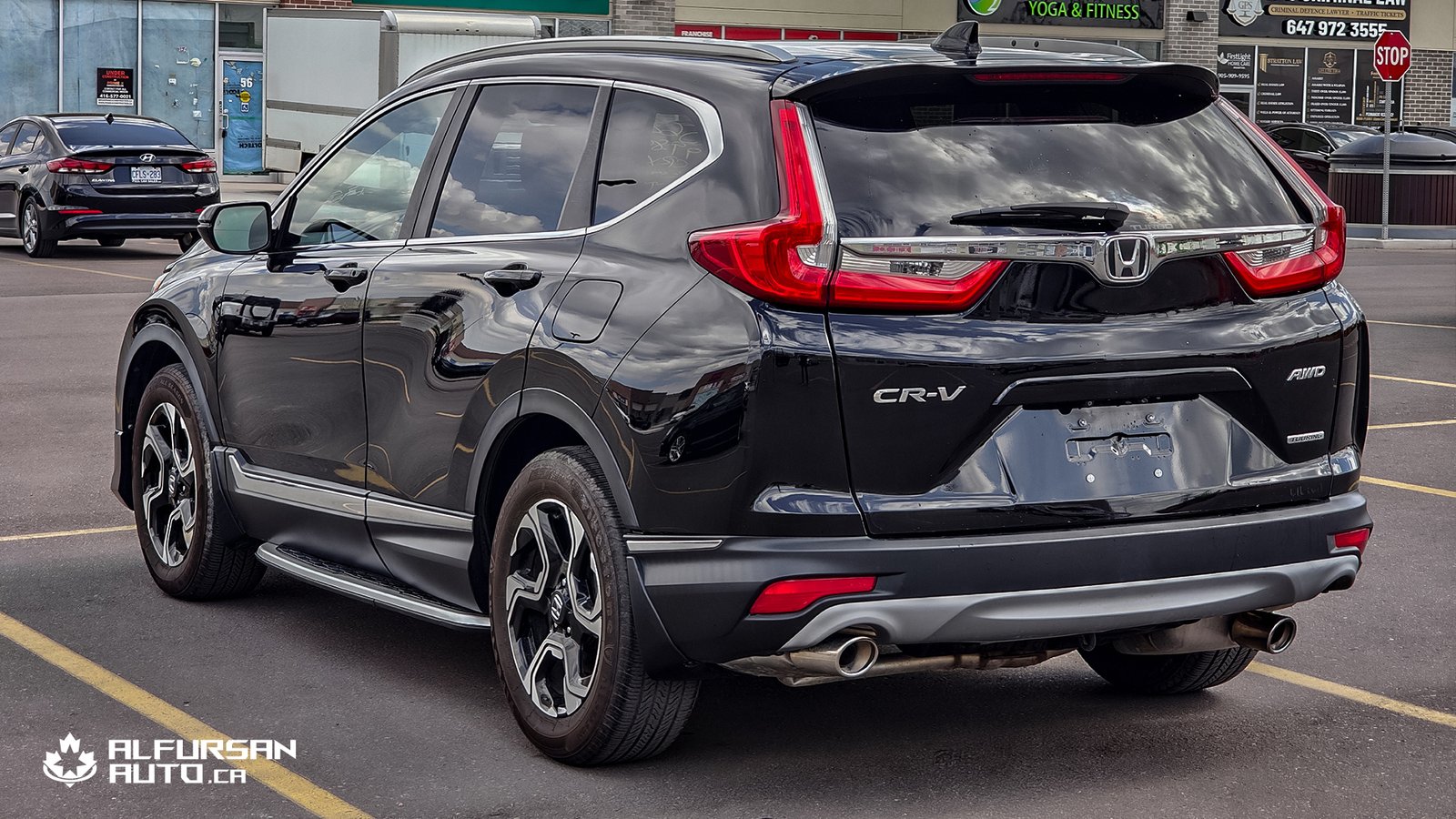 2017 Honda CR-V Touring, 134,200 KM Black - Photo 6
