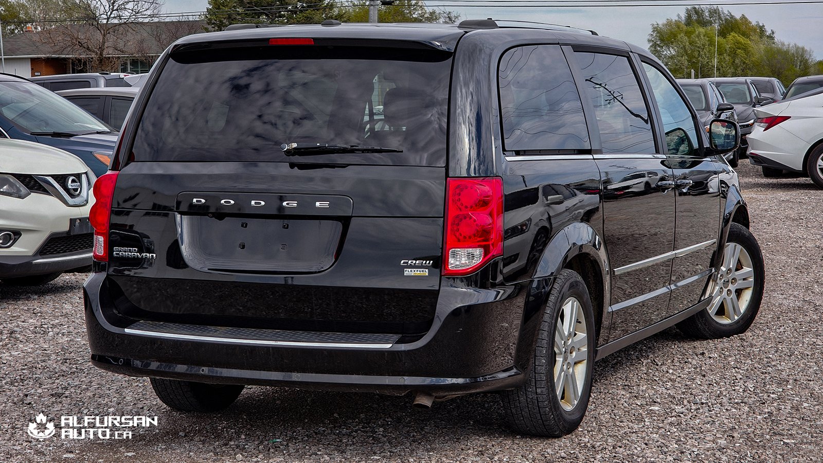 2017 Dodge Grand Caravan Crew, 173,495 KM, Zero Accidents - Photo 6